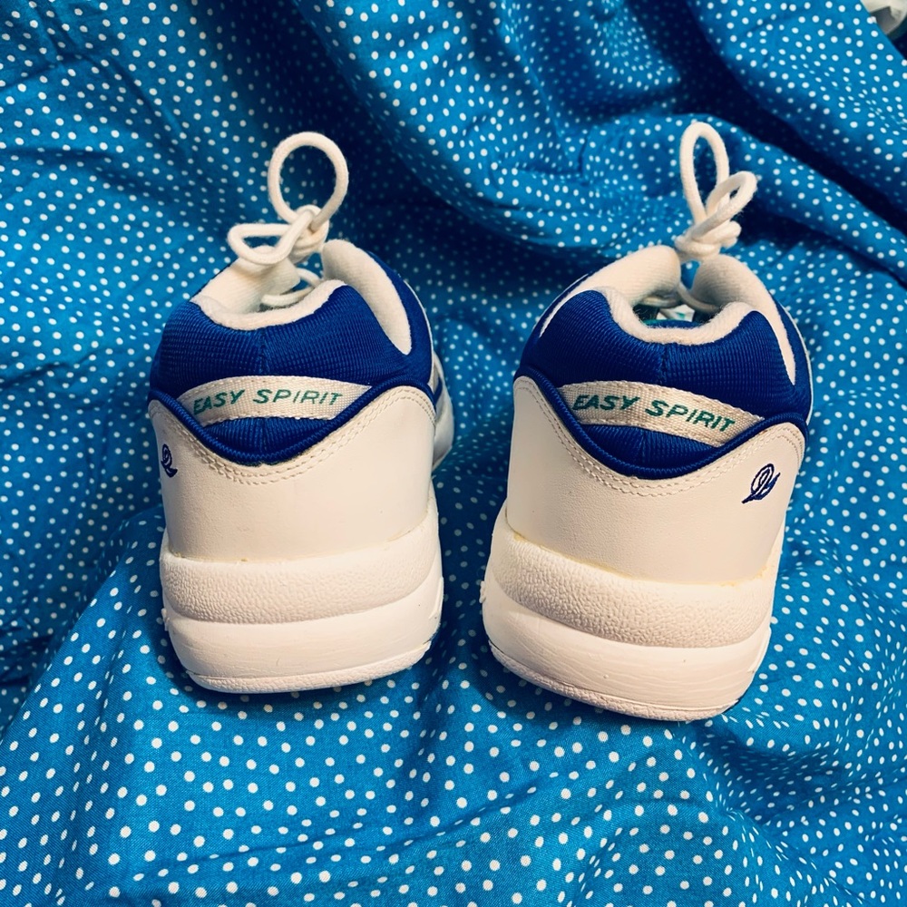 2pairs Easy Spirit Walking Shoes - Picture 12 of 12